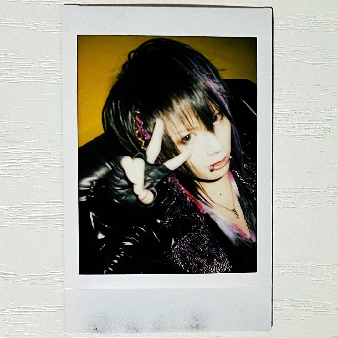 V系☆VURNY【Minami】チェキ【64-72】9枚セット - メルカリ