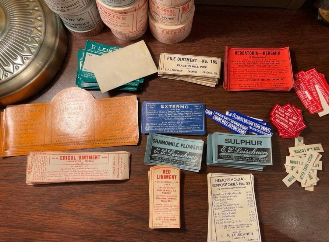 海外　ファーマシーラベル　55種各一枚計55枚　➕薬袋一枚　ヴィンテージ　ラベル