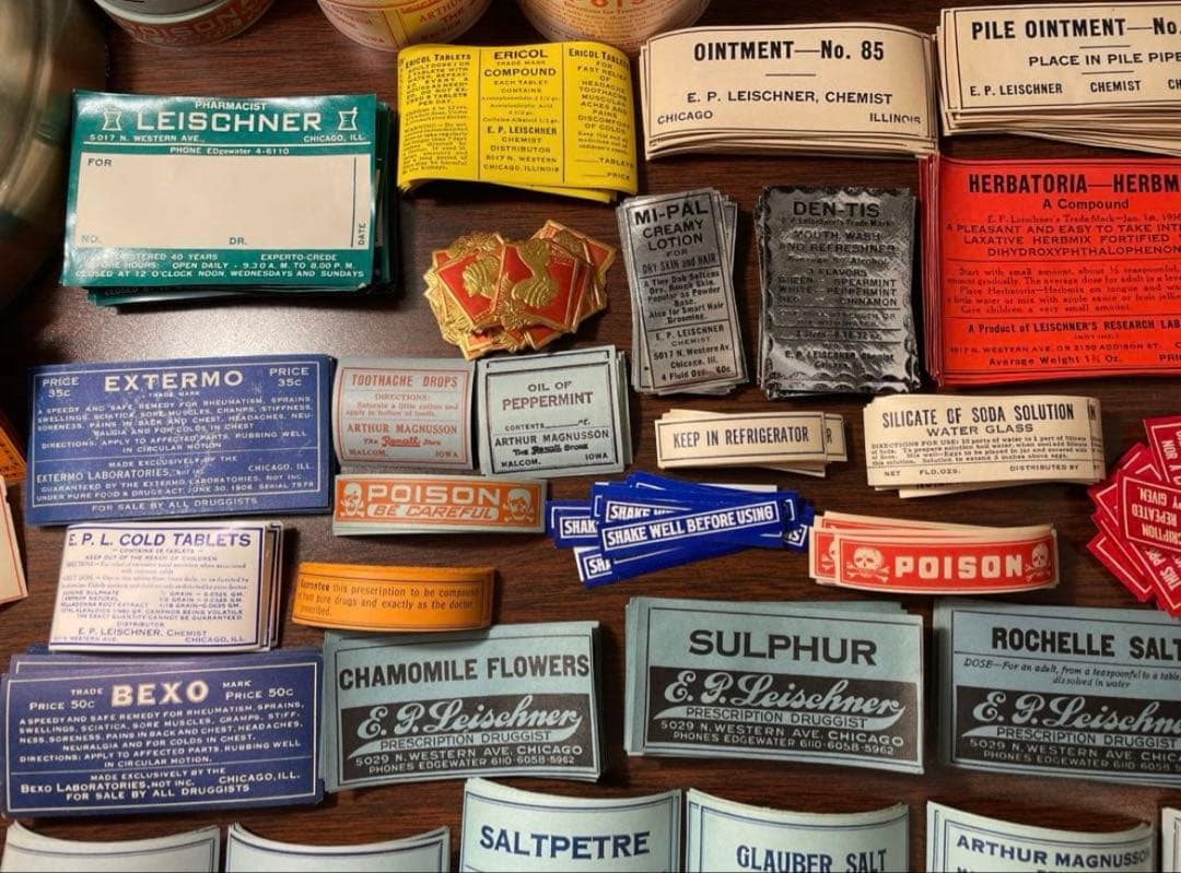 海外　ファーマシーラベル　55種各一枚計55枚　➕薬袋一枚　ヴィンテージ　ラベル