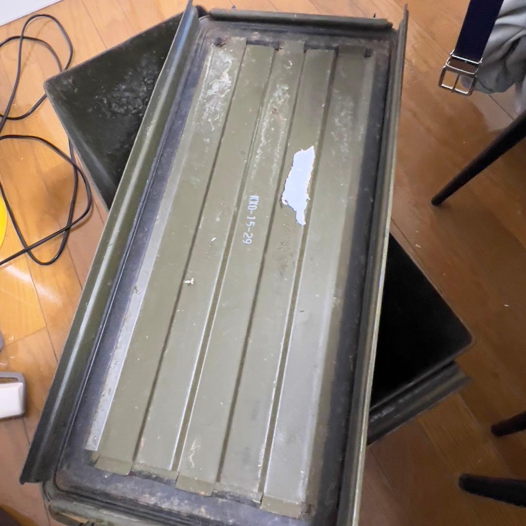 アンモボックス本物 米軍基地より重機関銃弾薬入れ 大サイズ ミリタリー