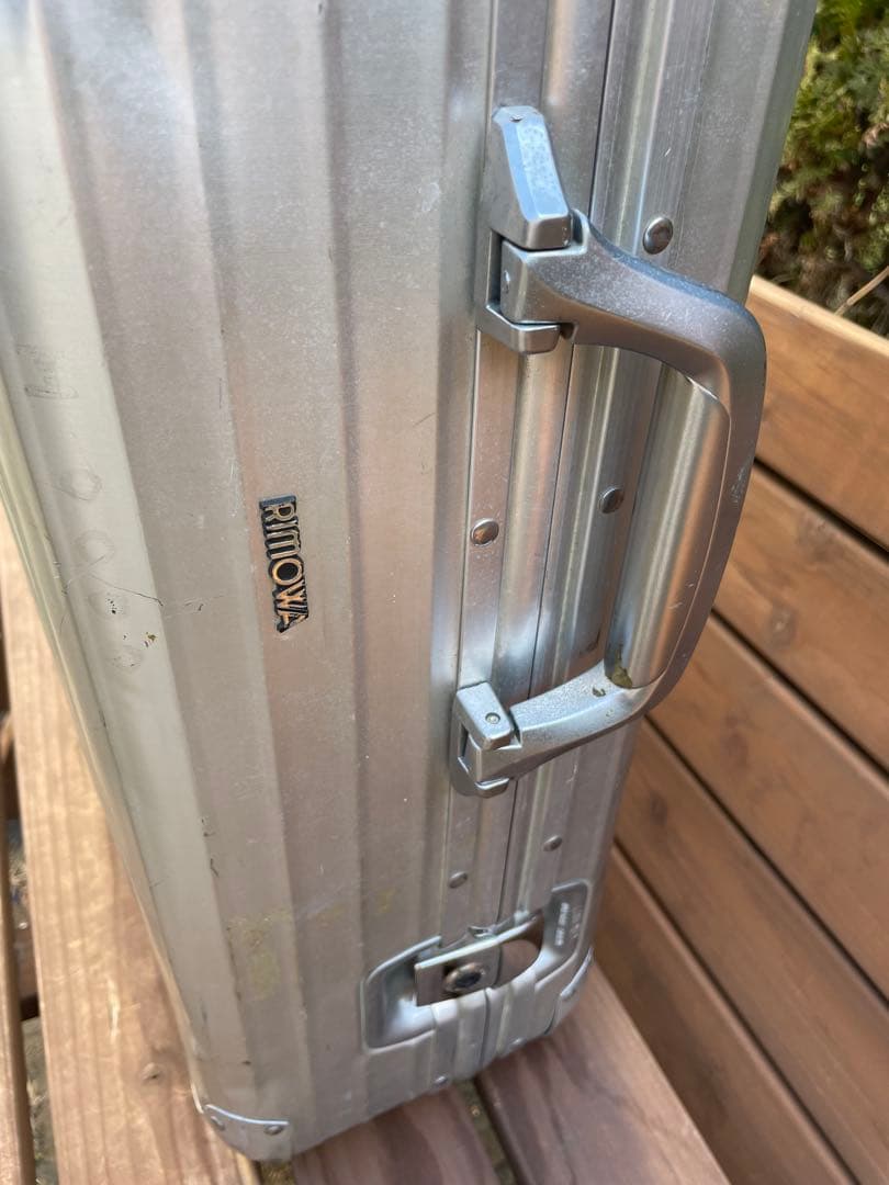 RIMOWA アルミニウムキャリーケース 中型 - メルカリ