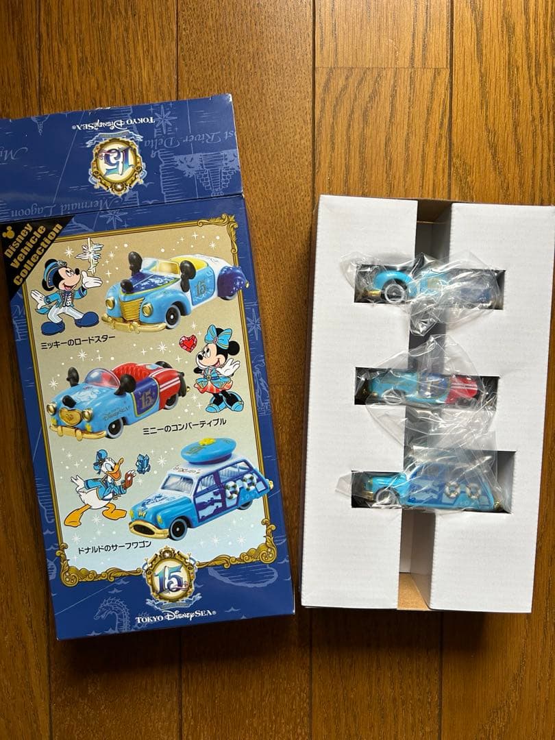 ディズニーシー15周年トミカセット