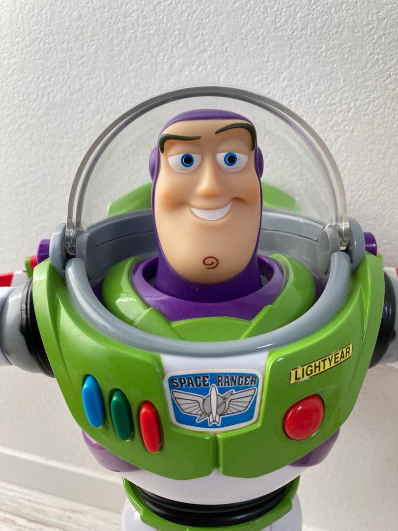 トイストーリー　リアルサイズトーキングフィギュア　ウッディ　バズ　ジェシー