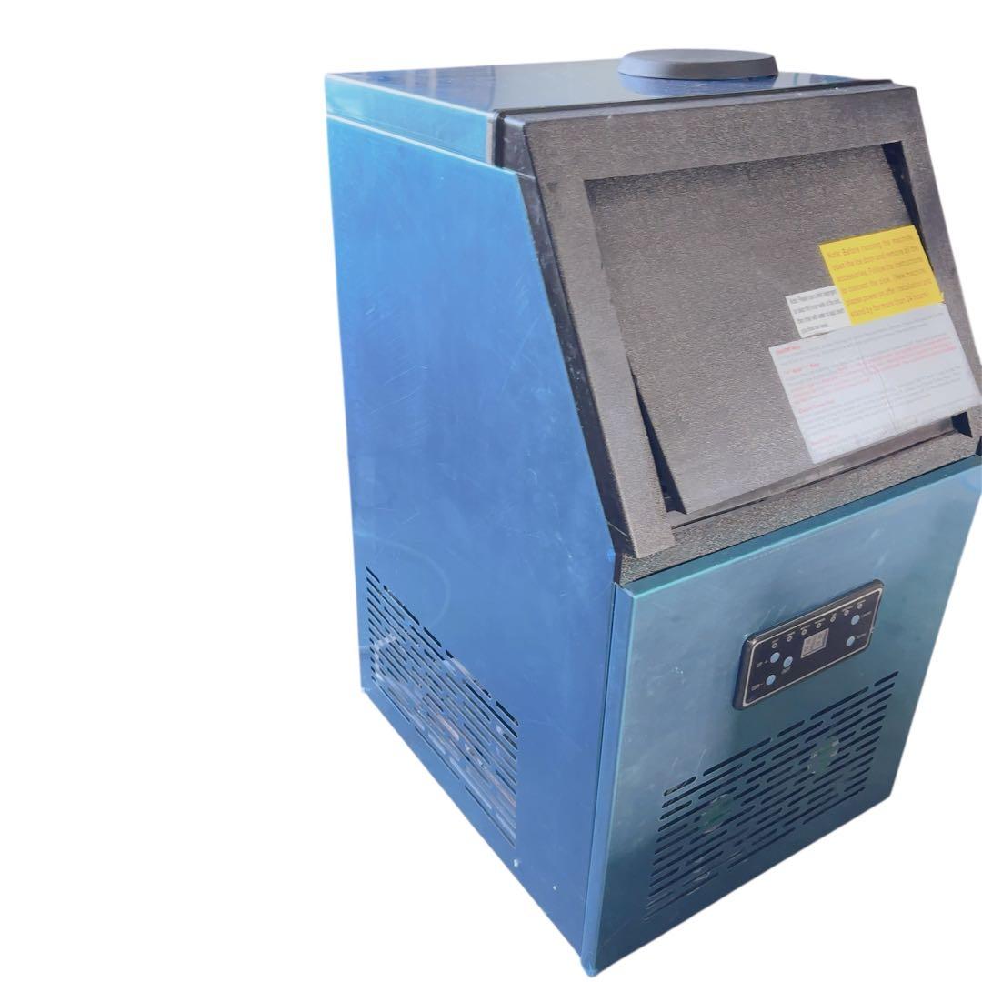 飲食店の即戦力!! 業務用製氷機★自動製氷で大量ストック可能♪