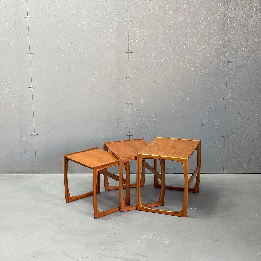 イギリス ヴィンテージ チーク ネストテーブル イギリス ヴィンテージ チーク ネストテーブル 【公式通販】