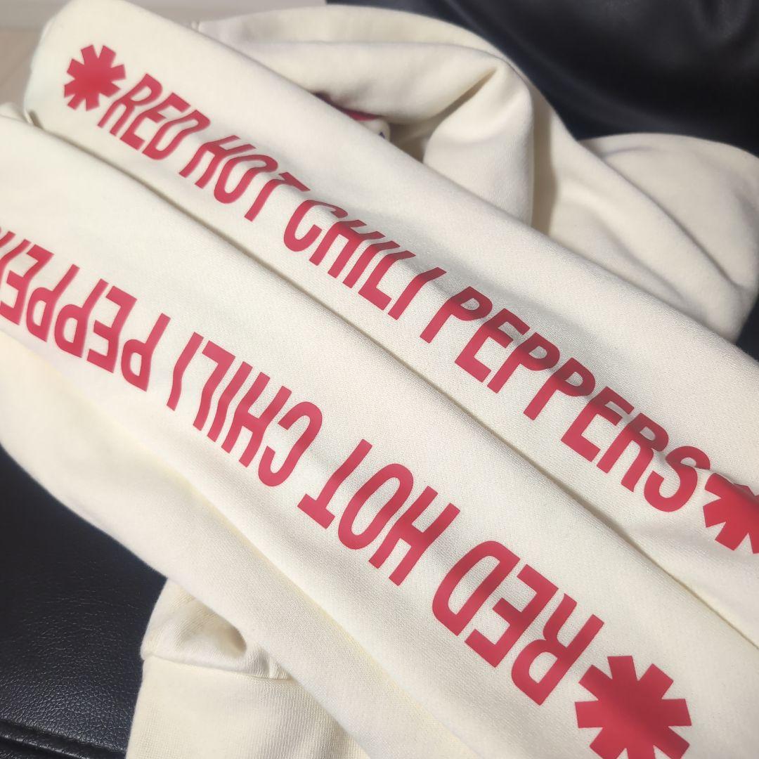 レッド・ホット・チリ・ペッパーズ　レッチリ　2024 パーカー Mサイズ