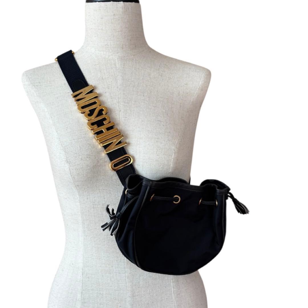 ネイビー×ゴールド モスキーノ ショルダーバッグ 肩掛け 斜め掛け