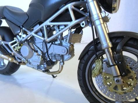 特価 MINICHAMPS (1/12) ドゥカティ MONSTER