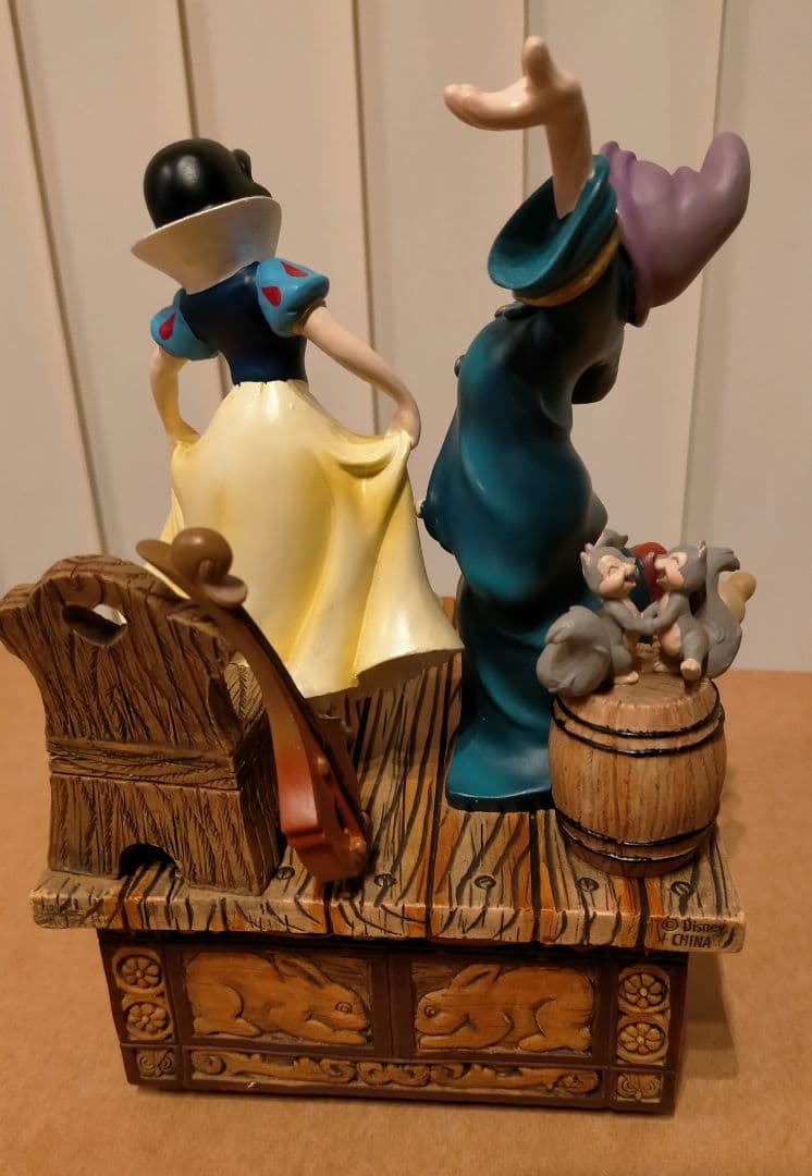 disney 白雪姫とドワーフ オルゴール 白雪姫動物