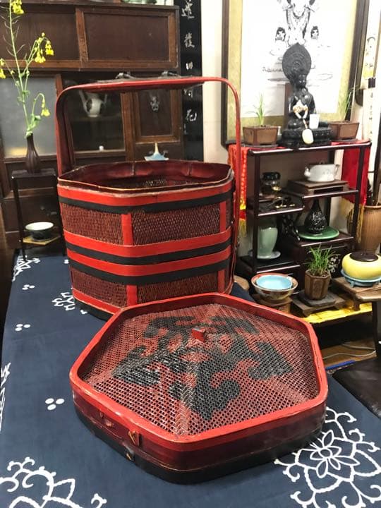 シノワズリ赤色大籠アンティーク古美術骨董カゴ籠かご 食籠