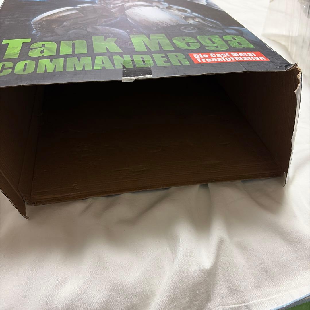 トランスフォーマー　フィギュア？タンクメガ　コマンダー　LS-06 現状で