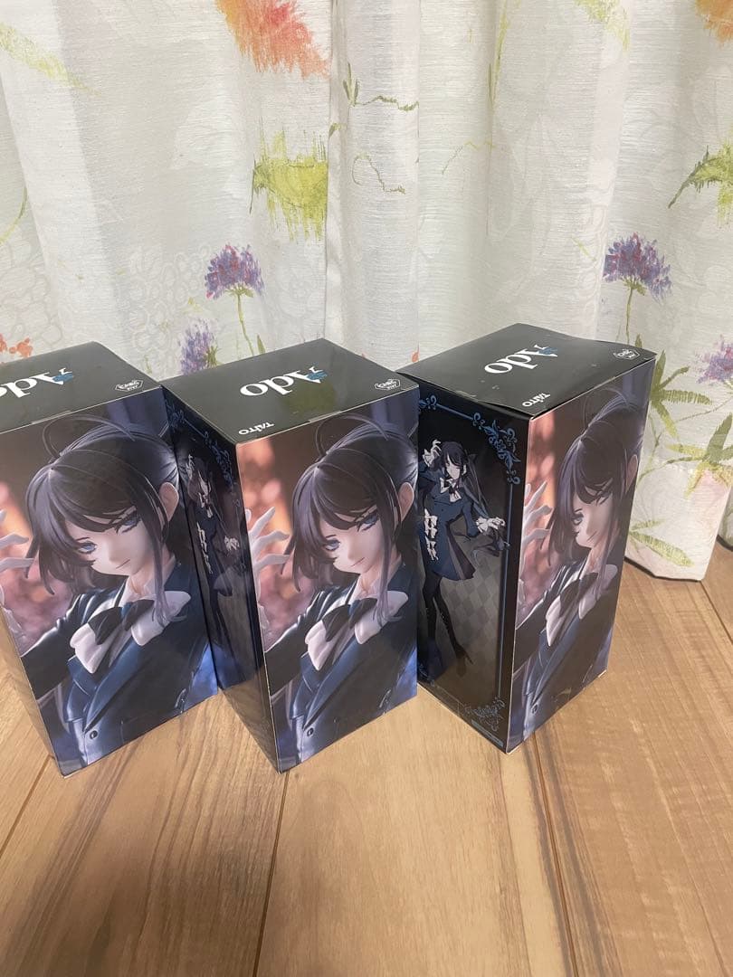 ラウンドワン限定 Ado フィギュア Winter ver. 3点セット