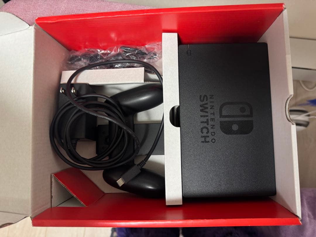 Nintendo Switch 本体 オレンジと青のJoy-Con