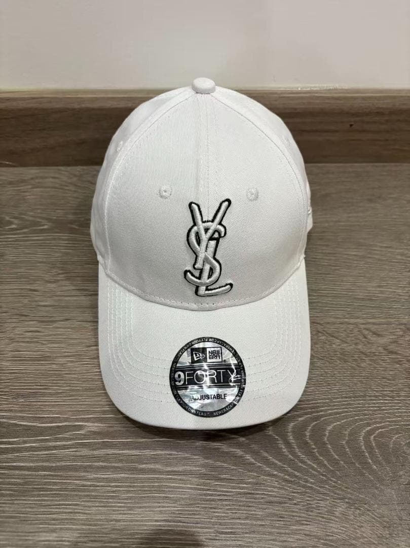 SAINT LAURENT 9FORTY ホワイト キャップ - メルカリ