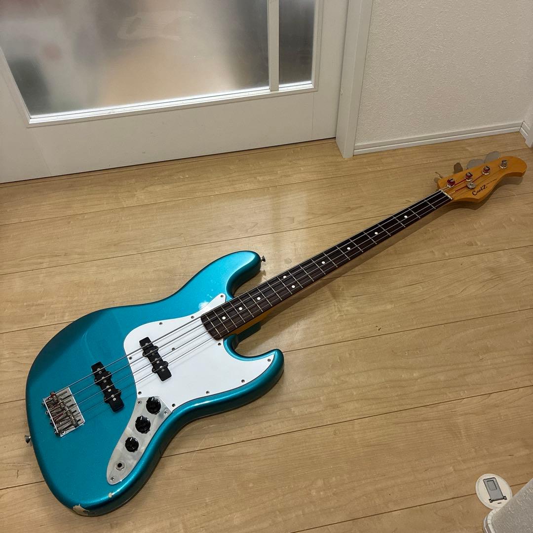 cool z 日本製 jazz bass タイプ 音良し！！調整済み ラメカラー