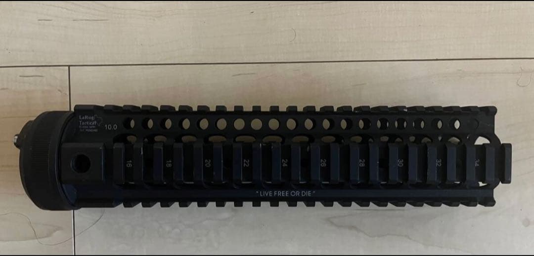 実物ラルーLarue Tactical ハンドガード 東京マルイ　EVOLT