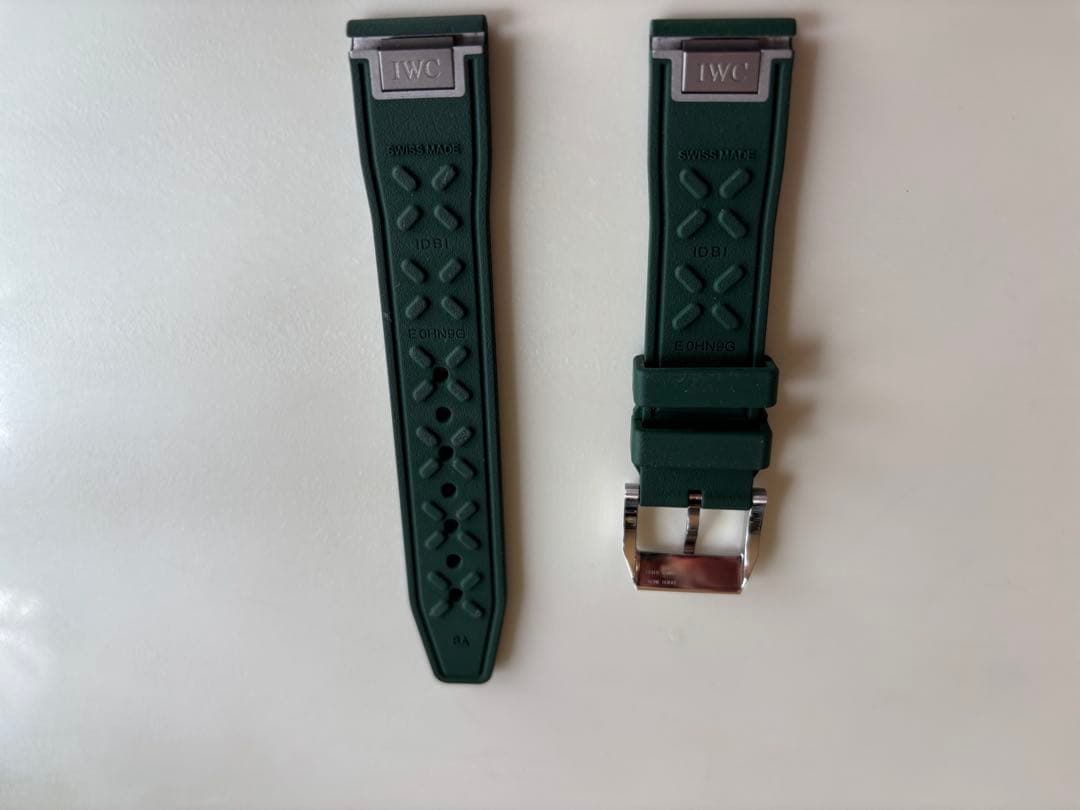 最終価格　IWC (EASY-CHANG）ワンタッチ交換ラバーストラップ　尾錠付