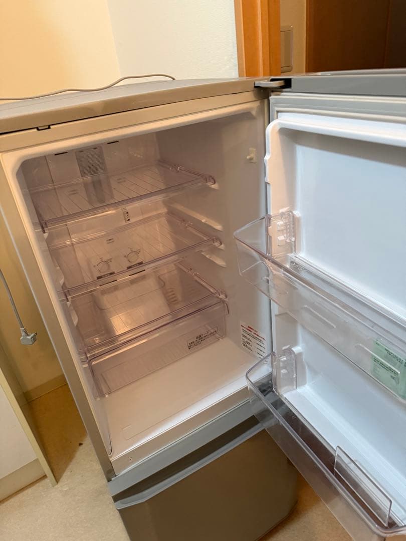 【値下げ中、即購入可】冷蔵庫 146ℓ 2ドア 三菱 MR-P15Z-S