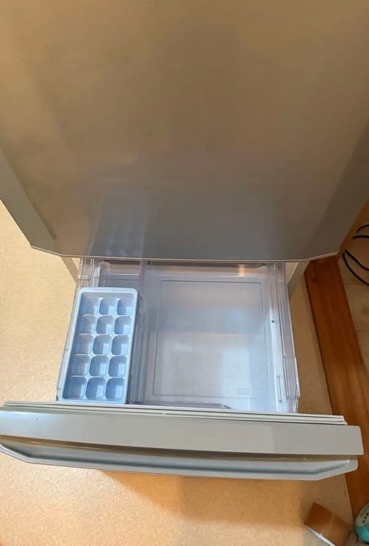 【値下げ中、即購入可】冷蔵庫 146ℓ 2ドア 三菱 MR-P15Z-S