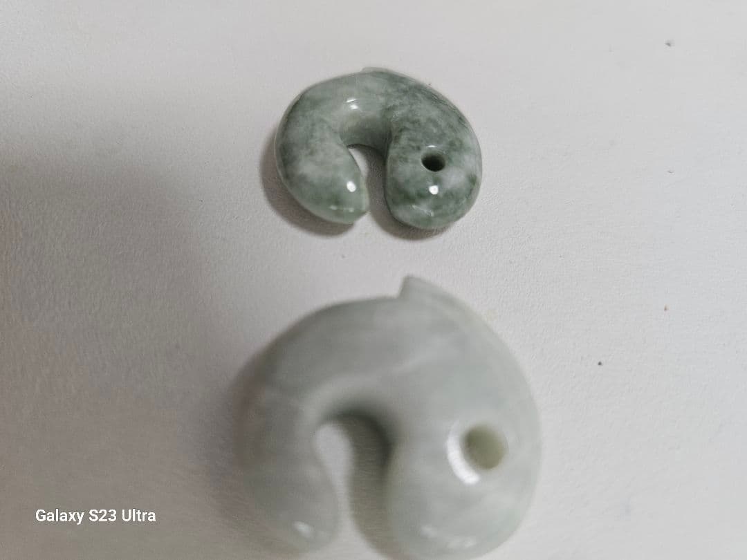 糸魚川翡翠飛龍勾玉　伝統工芸士作品