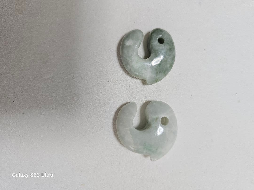 糸魚川翡翠飛龍勾玉　伝統工芸士作品