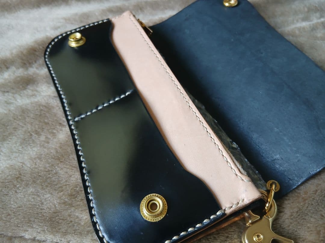 新喜皮革 オイルコードバン トラッカーウォレット ウォレットチェーン付き