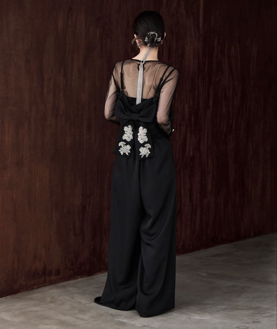 3piece刺繍リボンビスチェ&タックワイドパンツセットアップ ブラック