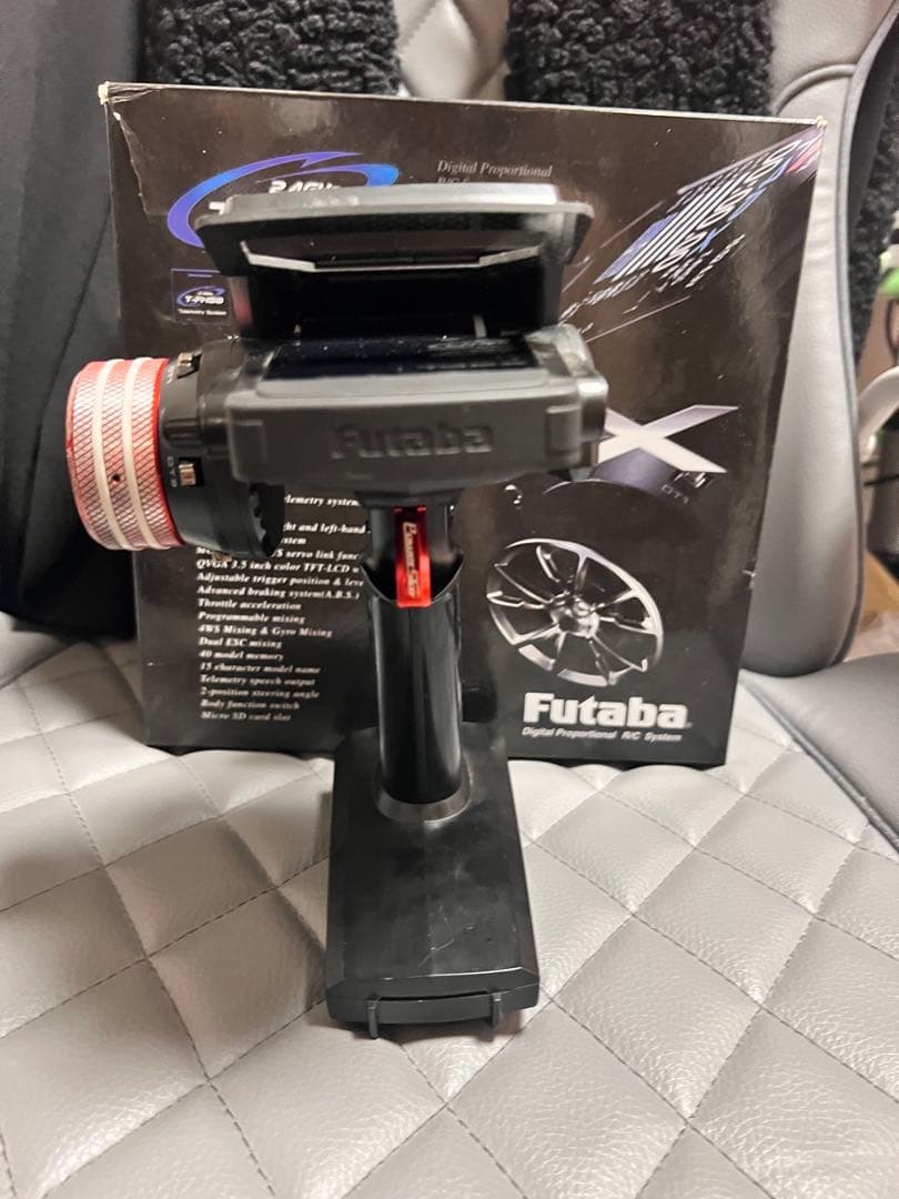 Futaba T-FHSS デジタルプロポ 4PX