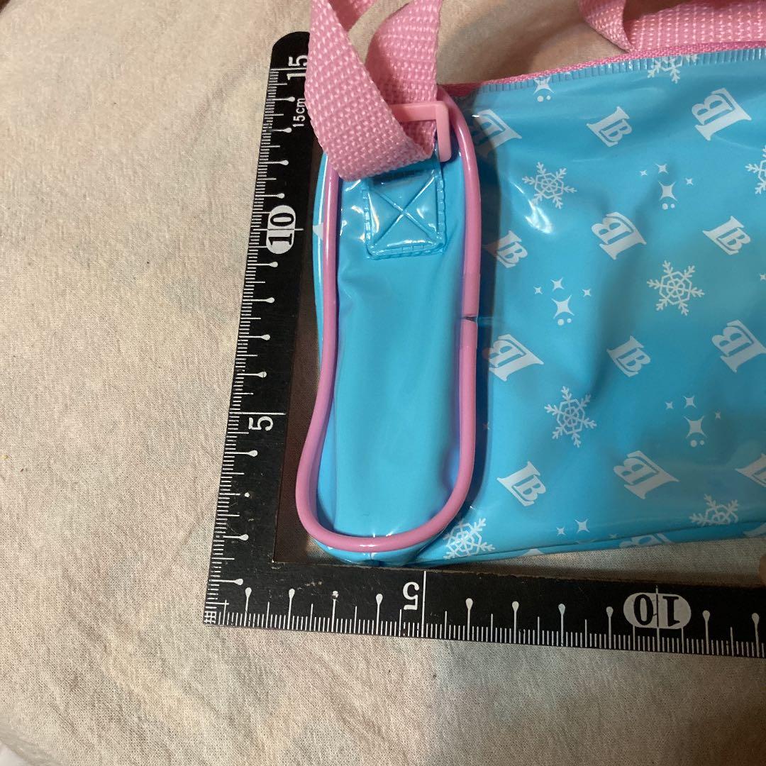 ラブandベリー　ポーチ　新品未使用　水色
