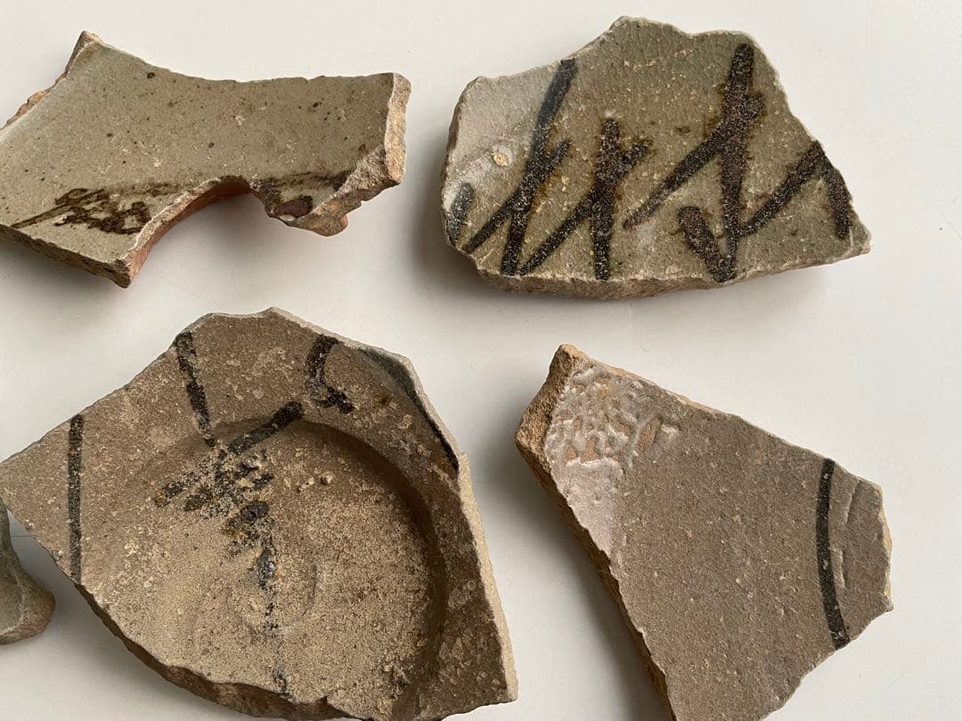 骨董　アンティーク　古唐津　絵唐津　陶片　残欠　古陶磁　桃山時代　焼山窯　松浦系