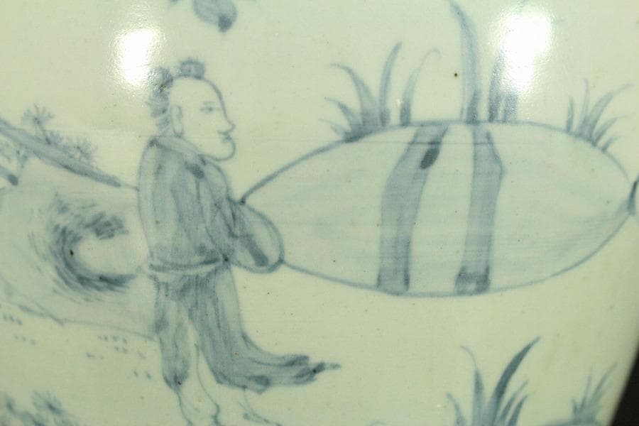 中国美術 青花 染付 人物紋 壷 高23.5cm(LC642)