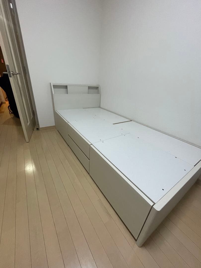 【引取限定】ベットフレーム　引出し　　ニトリ　葛飾区