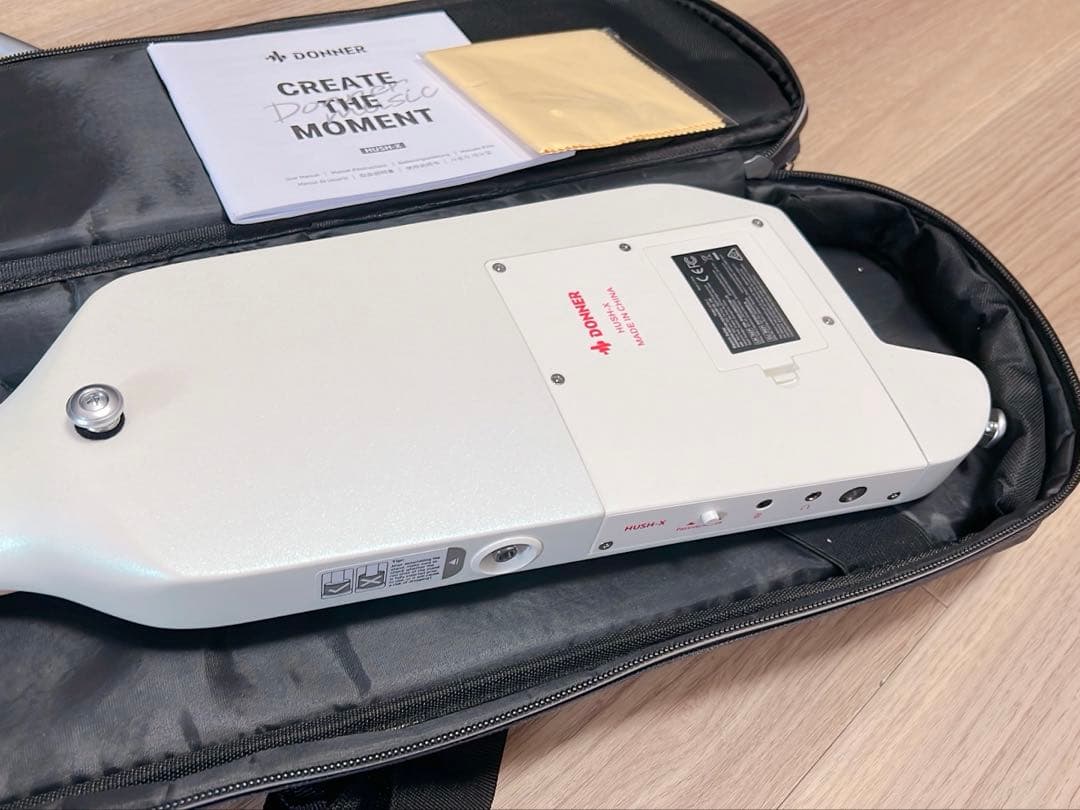 Donner HUSH-X エレキギター　ホワイト