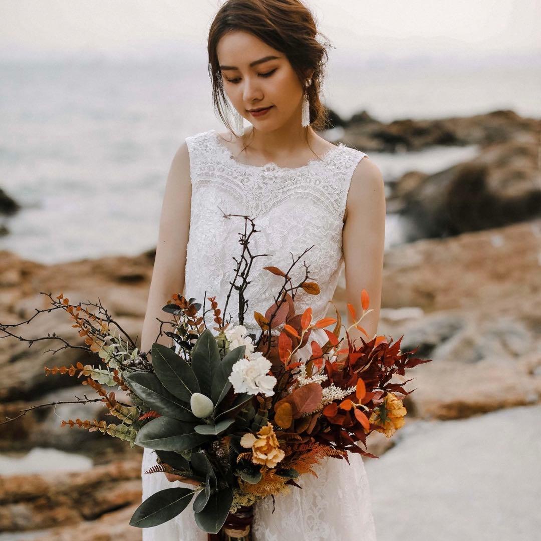 低身長向け ウェディングドレス　SOLALA レースエンパイアドレス