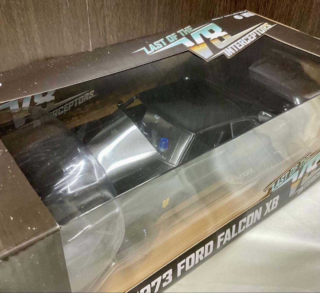 マッドマックス V8 インターセプター 1/18 1973 フォード ファルコン