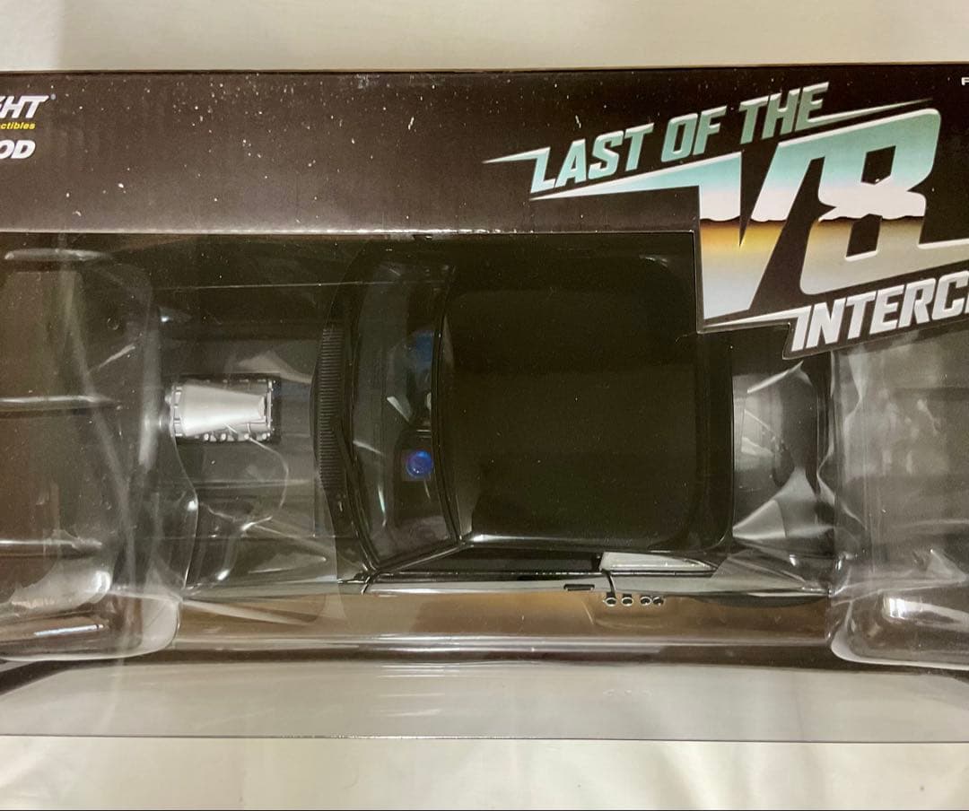 マッドマックス V8 インターセプター 1/18 1973 フォード ファルコン