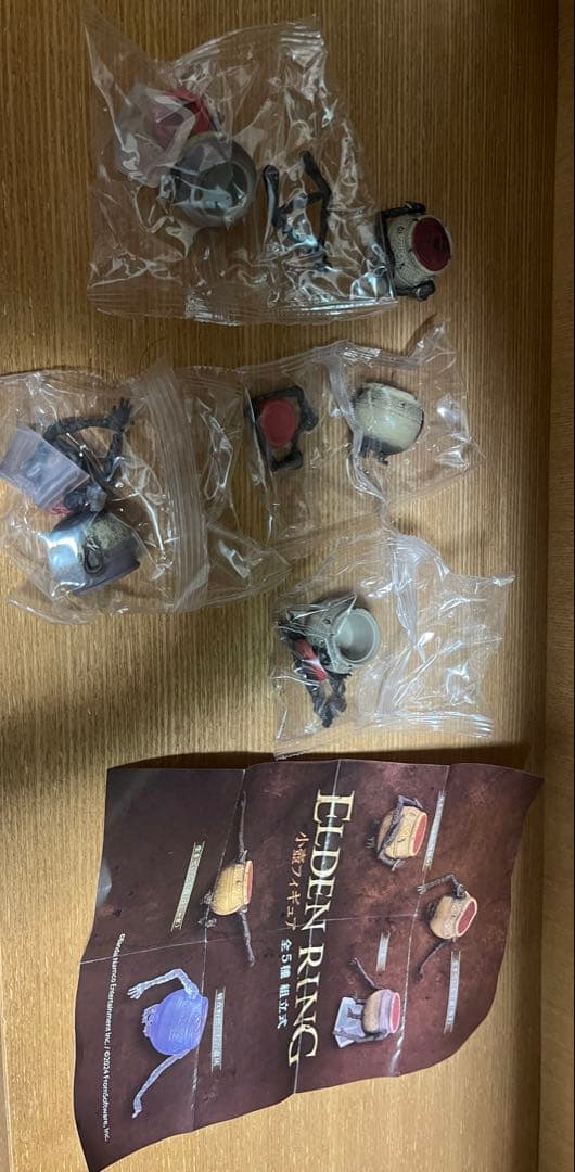 エルデンリング 魔女ラニ、半狼のブライブ、小壺フィギュア - メルカリ