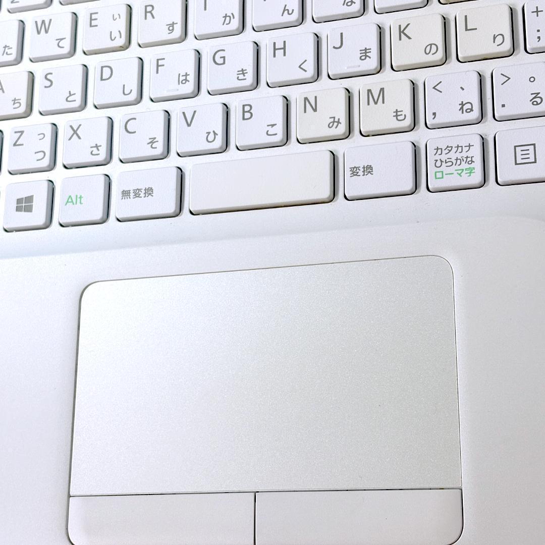 美品！Corei7・16GB・SSD512・Win11・ホワイト ノートパソコン - メルカリ