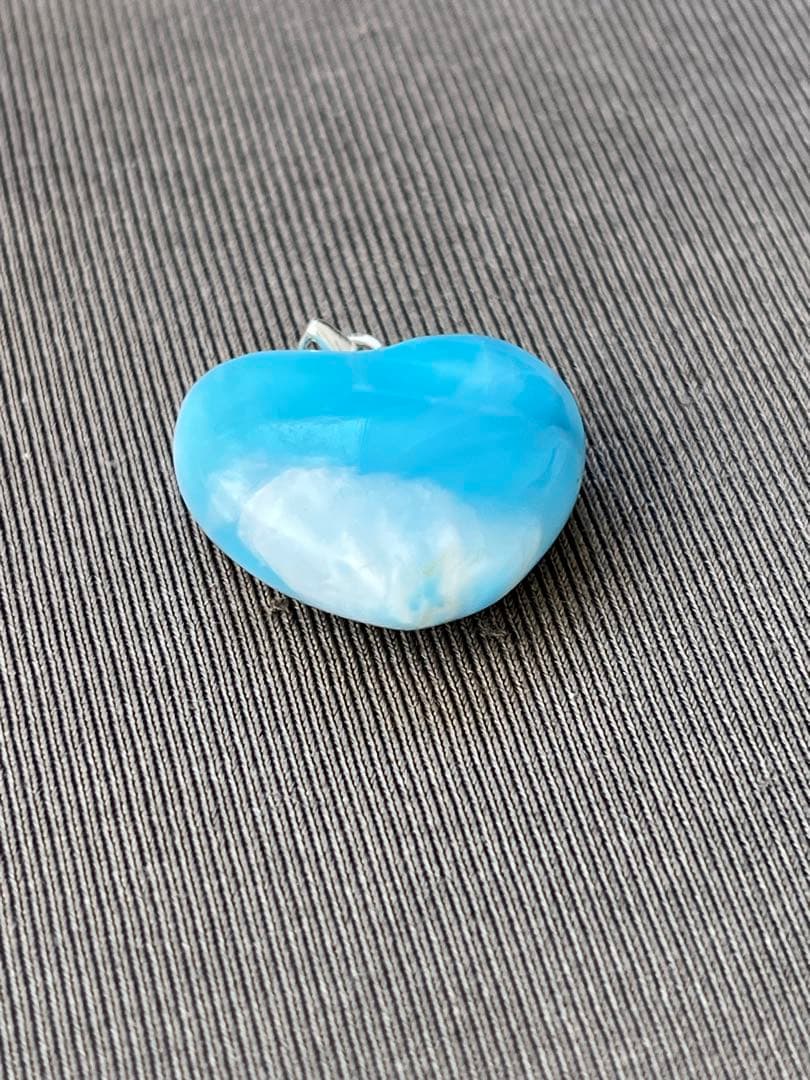 天然石☆品質良し！ラリマーハート型ペンダントトップ☆濃いブルー