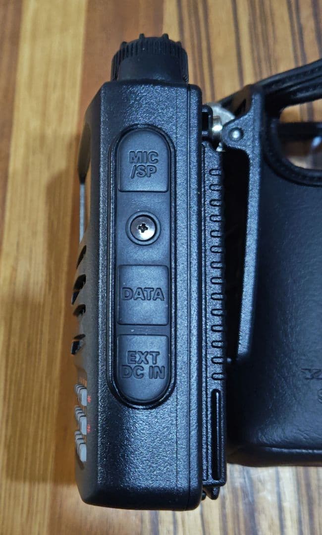 YAESU FT-70D SSM-17A 欠品有り ジャンク品