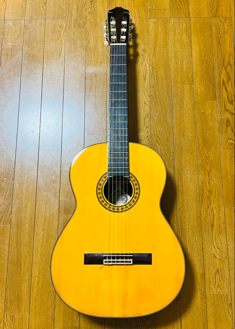 セール中！美品 FERNANDES GC-20 トップ単板クラシックギター - メルカリ