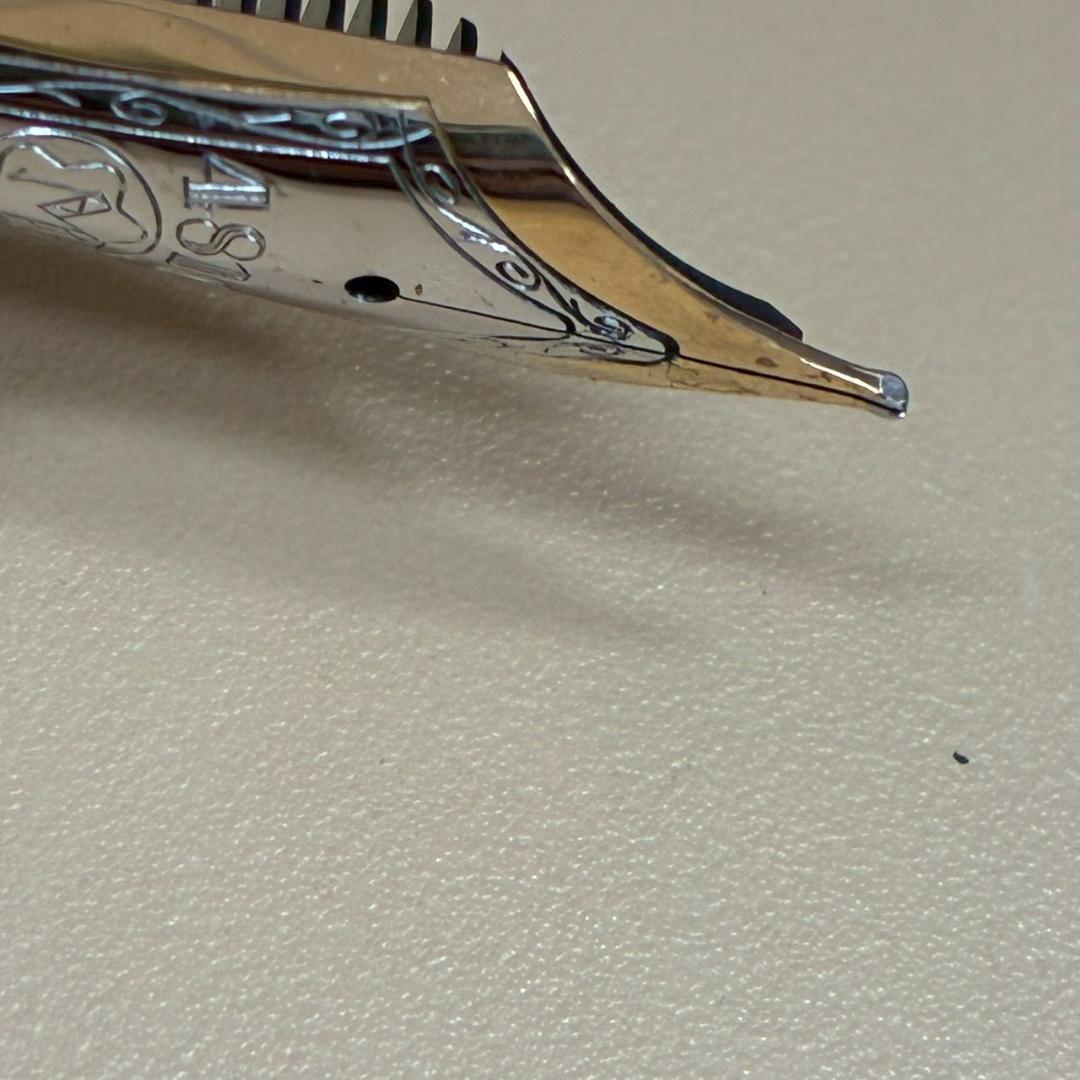 ♥【472】モンブラン万年筆4810 ペン先14K585