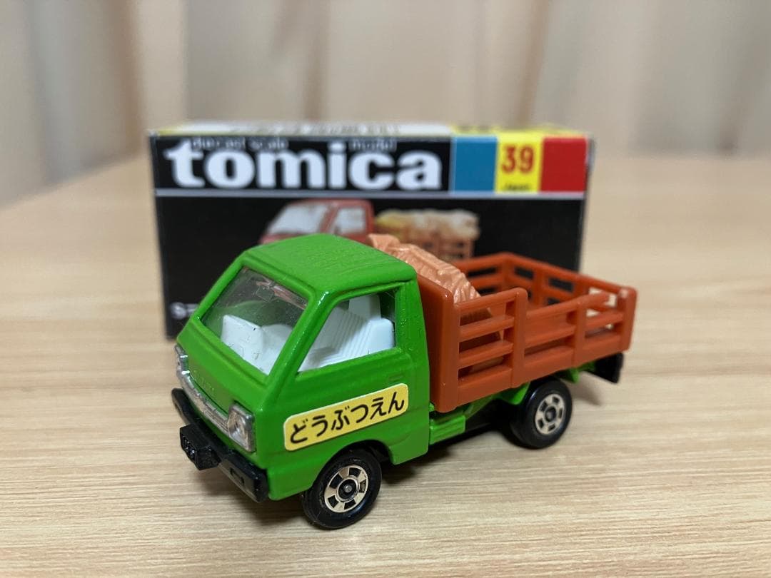 トミカ　スズキ　キャリイ　プレイセットどうぶつえん同梱品　柵破損