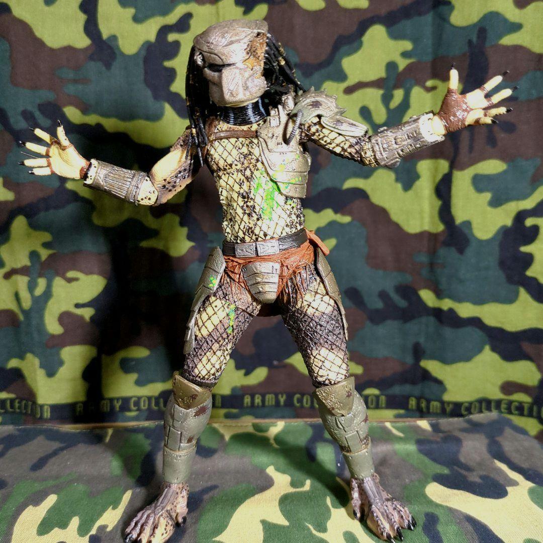 NECA／クラシックプレデター・ダメージver【中古•パッケージ無し】