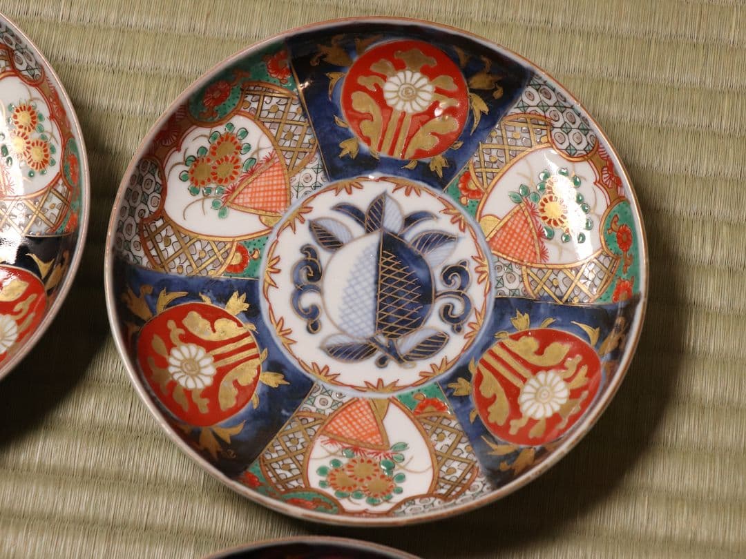 【CM48】古伊万里 色絵 五寸皿 四客 中皿 金彩 錦手 柘榴 花篭 草花