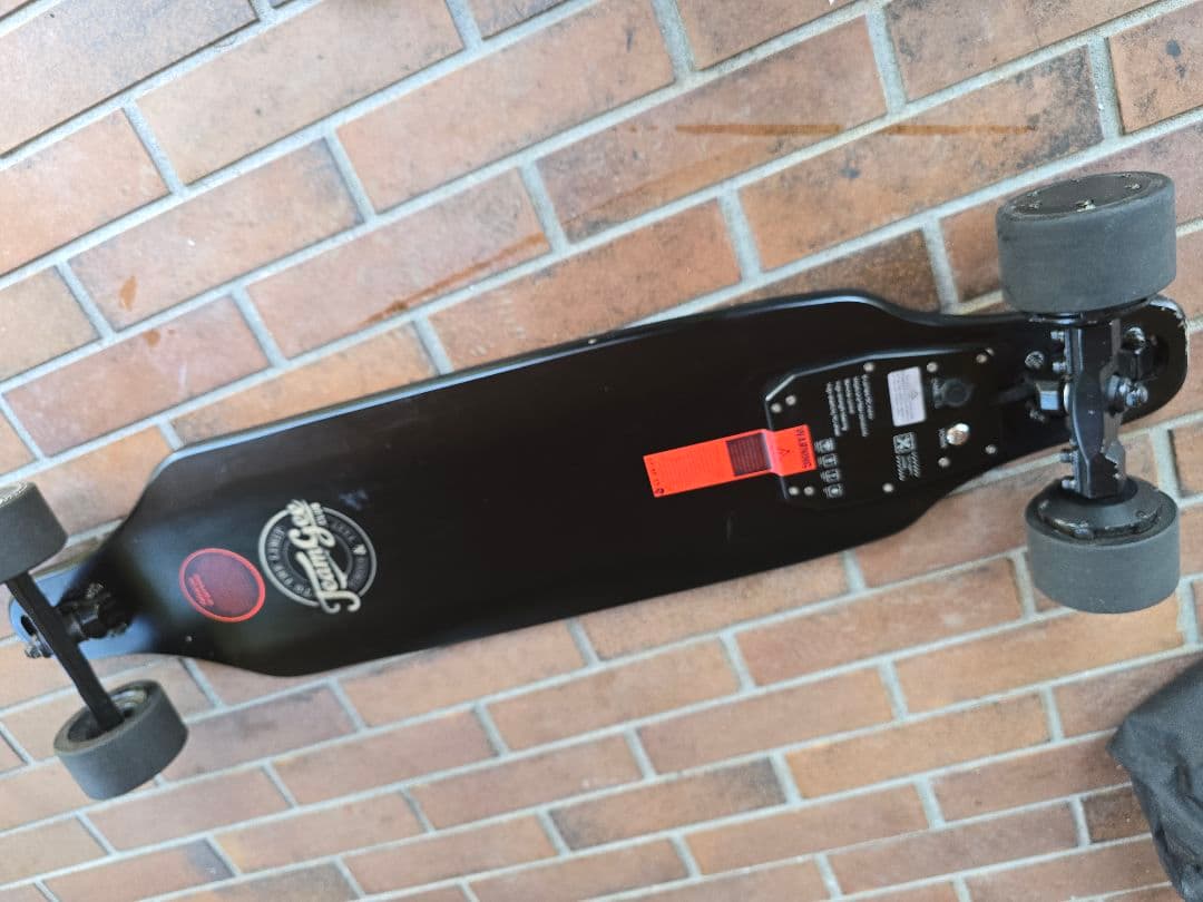 TeamGee H9 電動スケボー スケートボード　ロング 軽量薄型ハイスペック