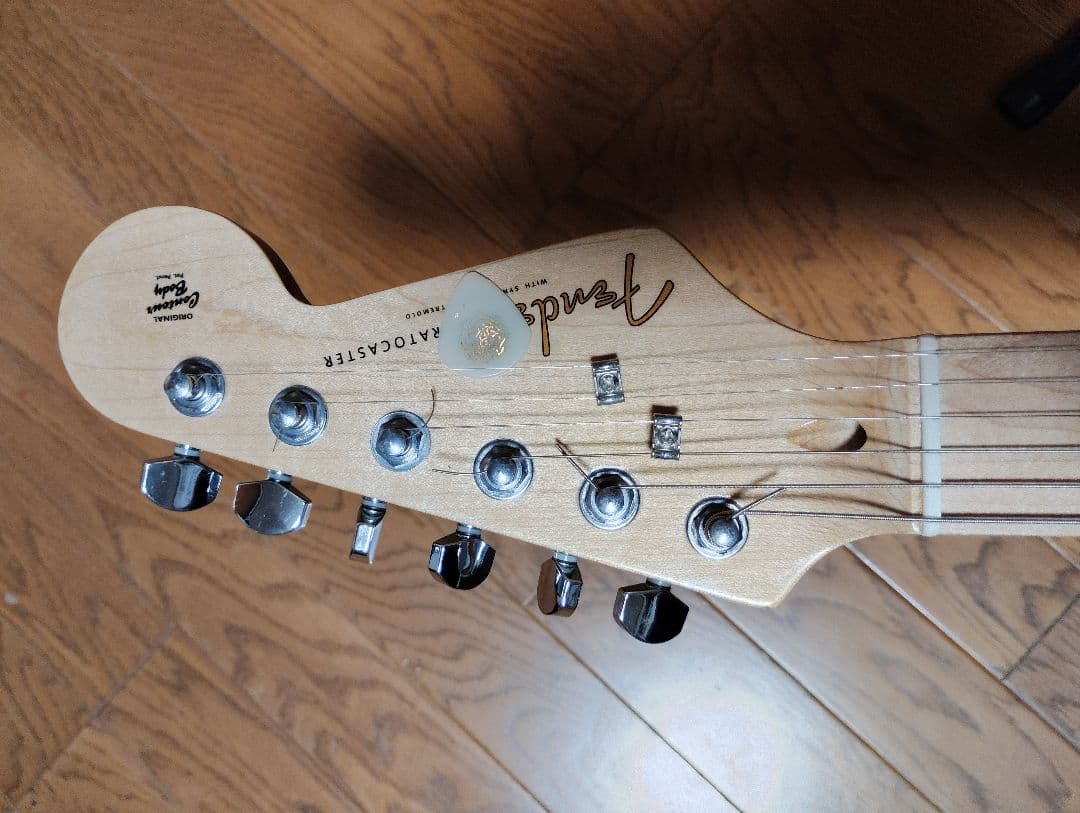 ストラトキャスター コンポーネントギター　ナチュラル