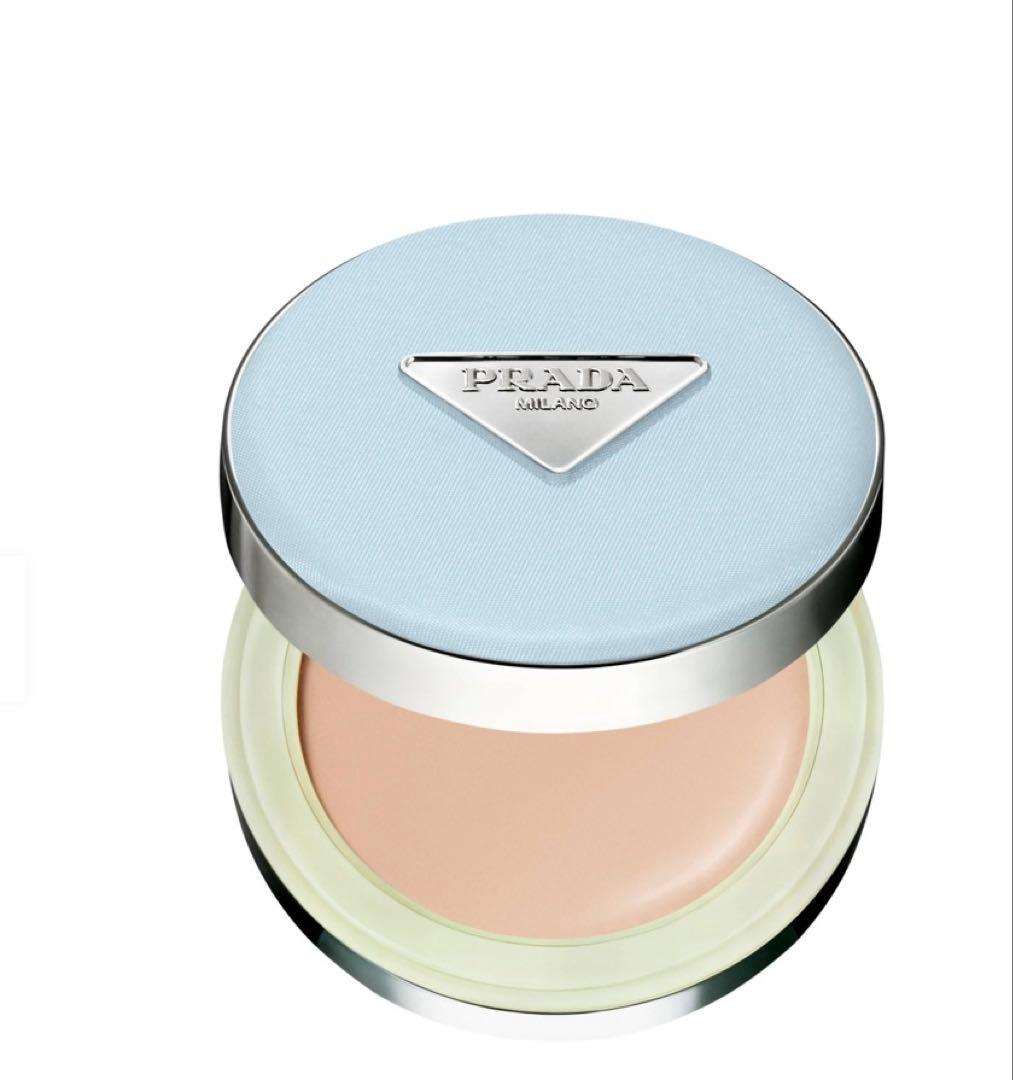 新品！PRADAプラダ　リヴィール　メッシュ　クッションファンデーション　LC5