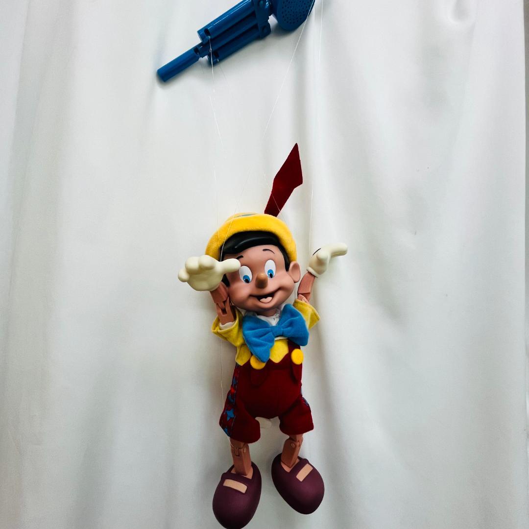 ディズニー ピノキオ 操り人形 おどってマリオネット - メルカリ