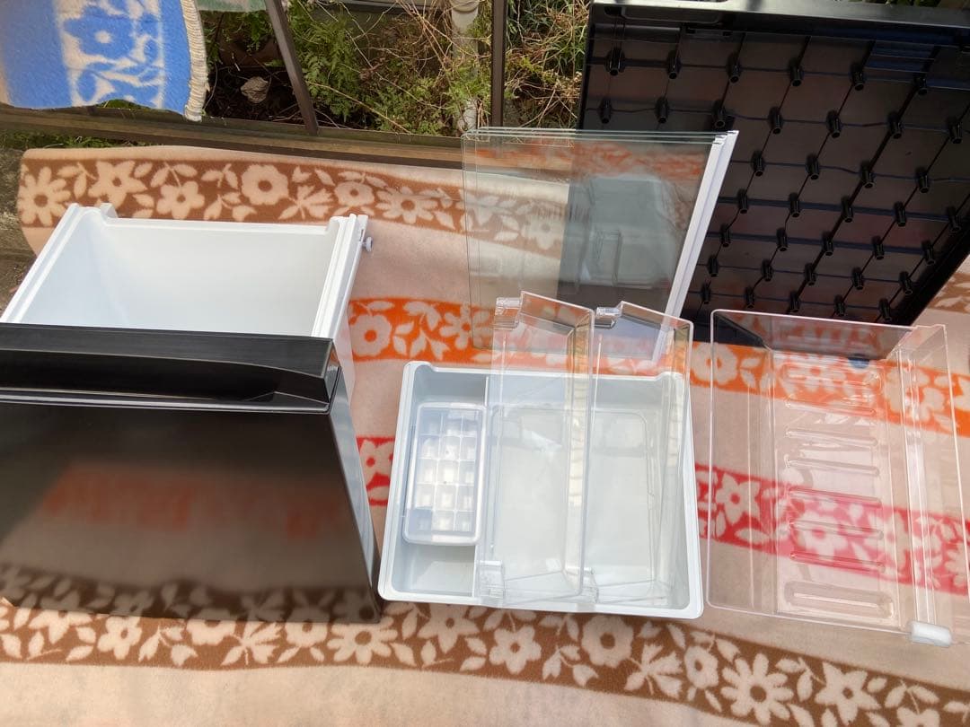 H769 Hisense 2024年製 135L 冷蔵庫 ブラック